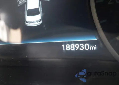 2017 Genesis G90 3.3T Premium z USA, uszkodzony, nr VIN KMHG34JA2HU033165